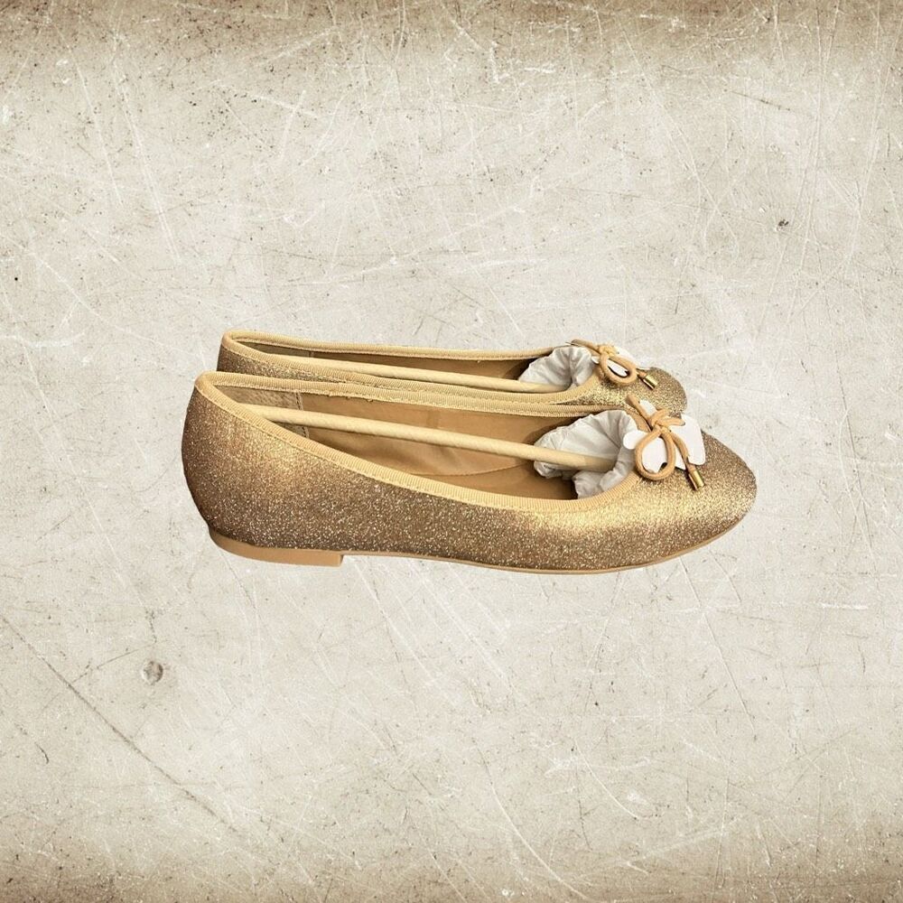 Crown & Ivy Gold Larissa Glitter Flats / SZ: 9W / NWT